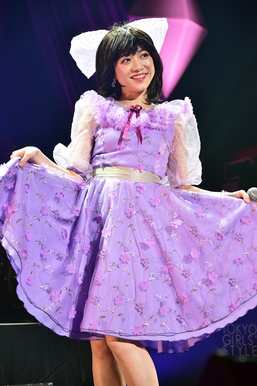 新井ひとみ