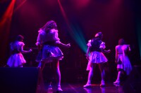 東京女子流「GIGS at AKASAKA～TOKYO GIRLS' BAND STYLE～」の様子。