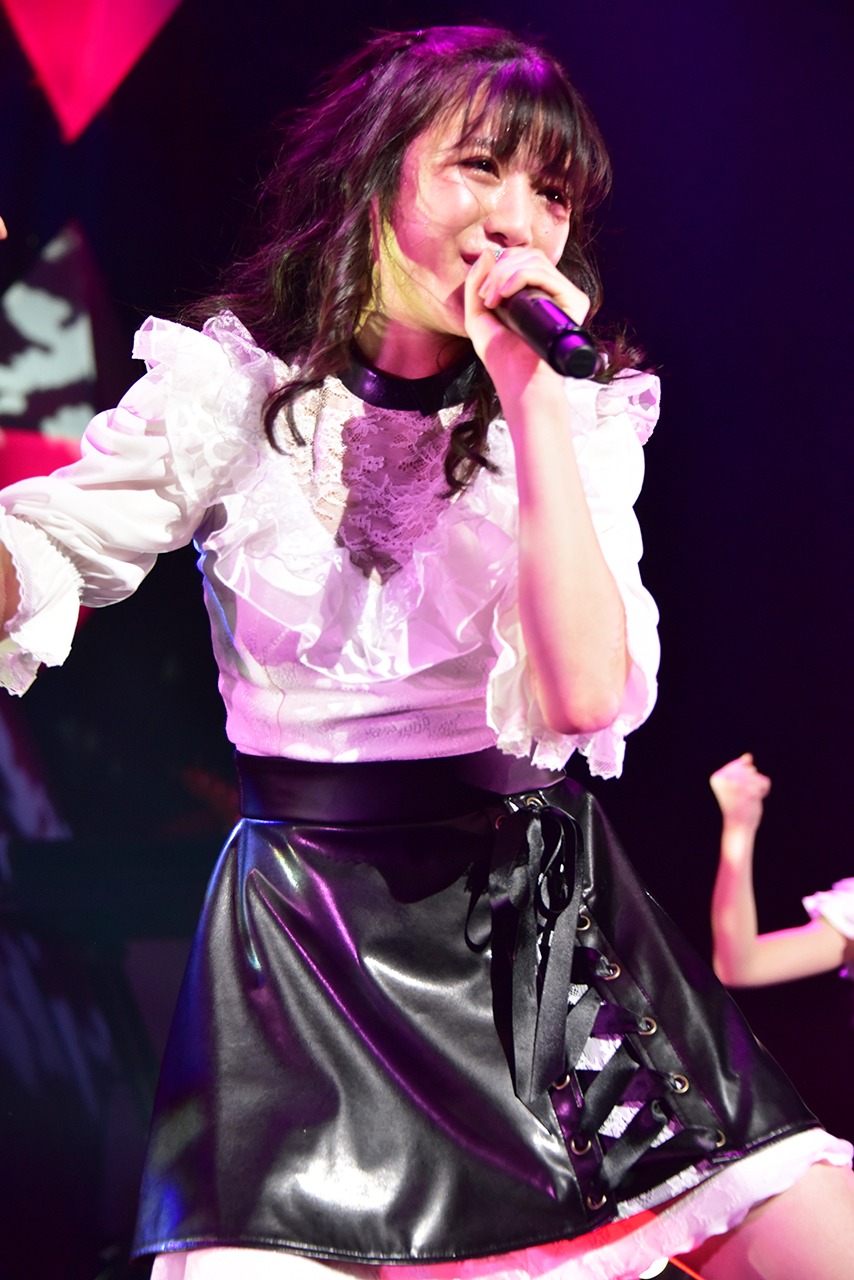 新井ひとみ