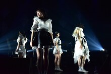 東京女子流「GIGS at AKASAKA～TOKYO GIRLS' BAND STYLE～」の様子。