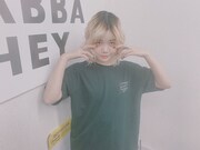 セントチヒロ・チッチ（BiSH）とTANGTANGコラボアイテムのイメージカット。