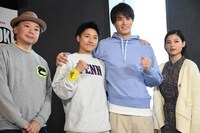 左から鈴木おさむ、小森隼（GENERATIONS from EXILE TRIBE）、鈴木伸之（劇団EXILE）、石井杏奈（E-girls）。