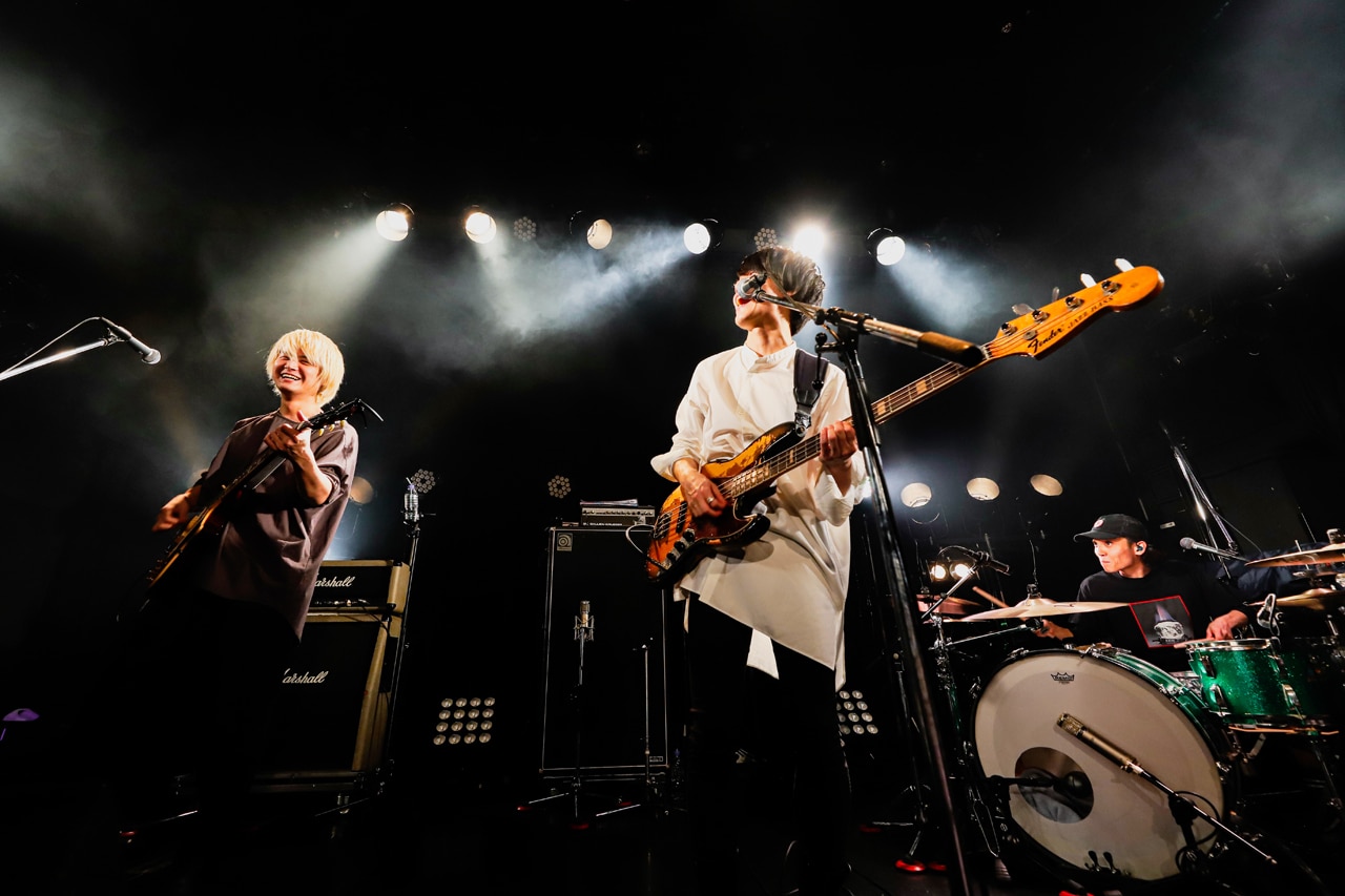 リアクション ザ ブッタ、バンド史上最長ツアー終幕「いい曲を書いて、もっといい景色を」