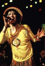 1989年2月に東京・浅草常磐座で行われたBO GUMBOSのワンマンライブの様子。