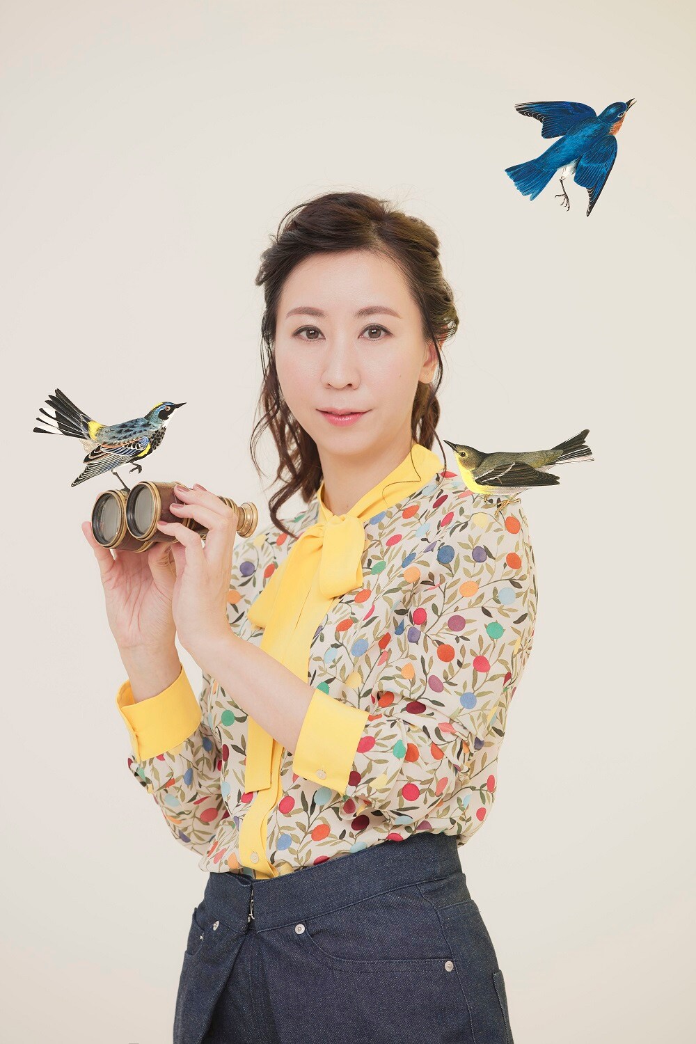 コトリンゴ、初のベスト盤携えて趣ある建造物めぐる「コトリwatching」