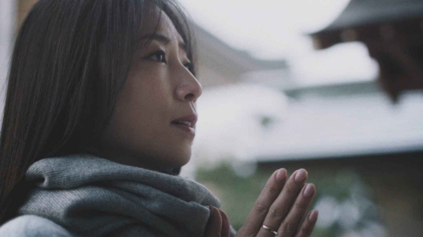 「SoftBank学割」WebCM「がんばれ受験生（と親）」編より。