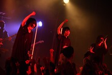 鶯籠「修羅場」の様子。（撮影：斉藤明）