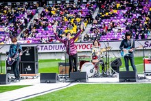 夜の本気ダンス（撮影：キムラユキ）