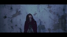 SCANDAL「Tonight」ミュージックビデオのワンシーン。