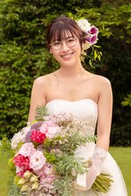 瀧本美織演じる佐藤彩。