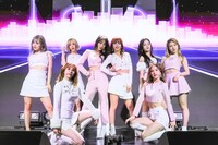 「NATURE JAPAN DEBUET SHOWCASE LIVE」の様子。