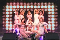 「NATURE JAPAN DEBUET SHOWCASE LIVE」の様子。