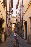 秋元真夏（乃木坂46）2nd写真集「しあわせにしたい」より。（撮影：倉本GORI）