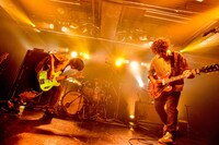 ズーカラデル「全国ツアー」大阪・Music Club JANUSの様子。（撮影：河上良）