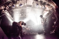 ズーカラデル「全国ツアー」大阪・Music Club JANUSの様子。（撮影：河上良）