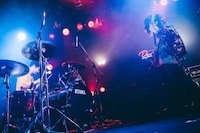 ドミコ（Photo by Kana Tarumi）