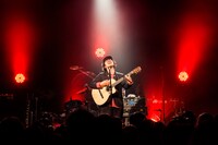 「THE CHARM PARK TOUR 2020」LIQUIDROOM公演の様子。（撮影：勝永裕介）