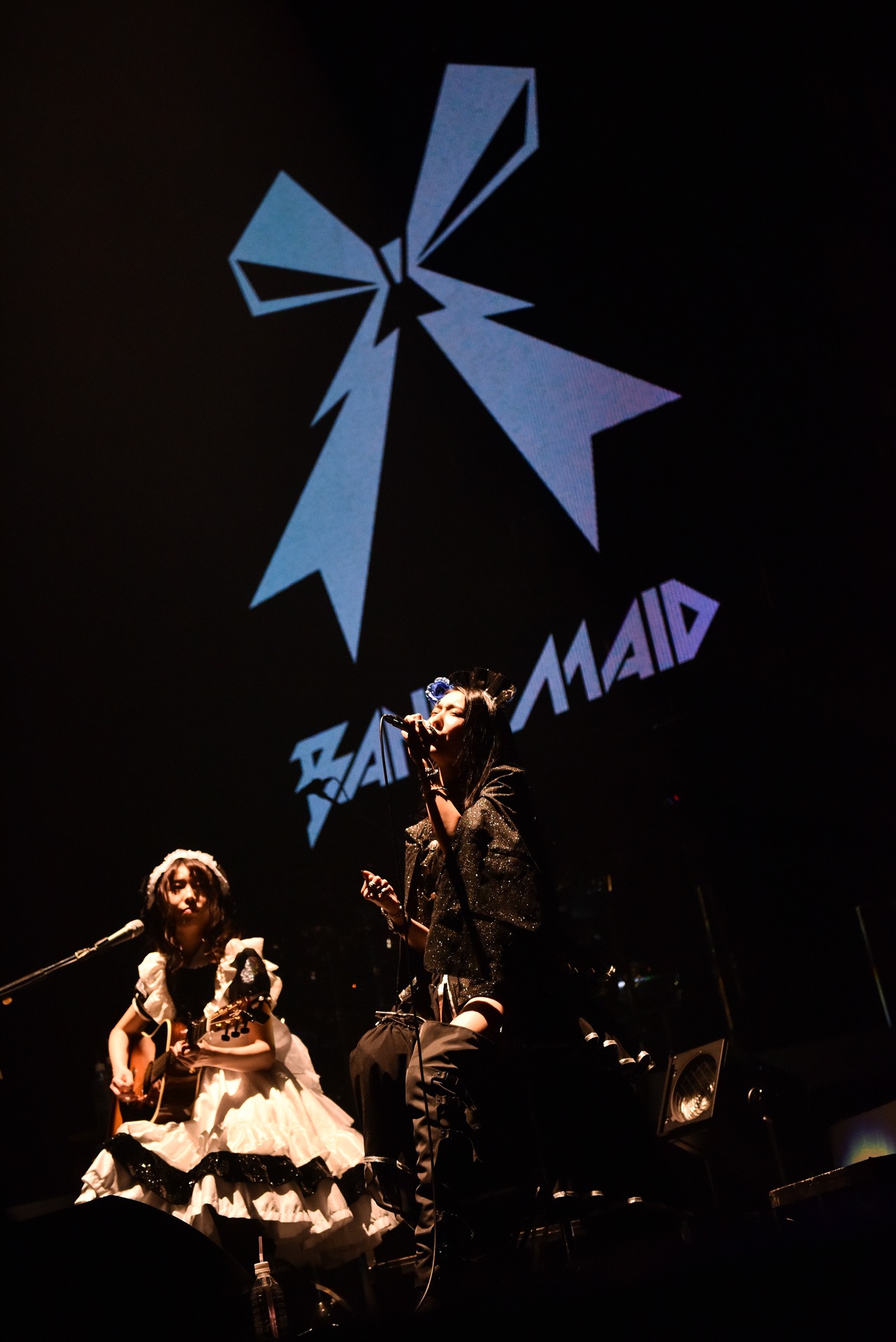 左からKANAMI、SAIKI。（Photo by MASANORI FUJIKAWA）