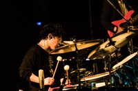 神谷洵平（Dr）