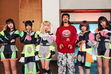 ゆるめるモ！「サプライザー！」ミュージックビデオ撮影時の様子。