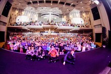 夜の本気ダンス「AUTUMN JACK OF SEA TOUR」メルパルクホール大阪公演の様子。（撮影：キムラユキ）