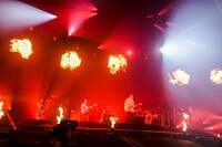 Mrs. GREEN APPLE「ARENA TOUR / エデンの園」東京・国立代々木競技場第一体育館公演の様子。（撮影：上飯坂一）