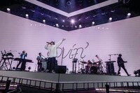 Mrs. GREEN APPLE「ARENA TOUR / エデンの園」東京・国立代々木競技場第一体育館公演の様子。（撮影：上飯坂一）