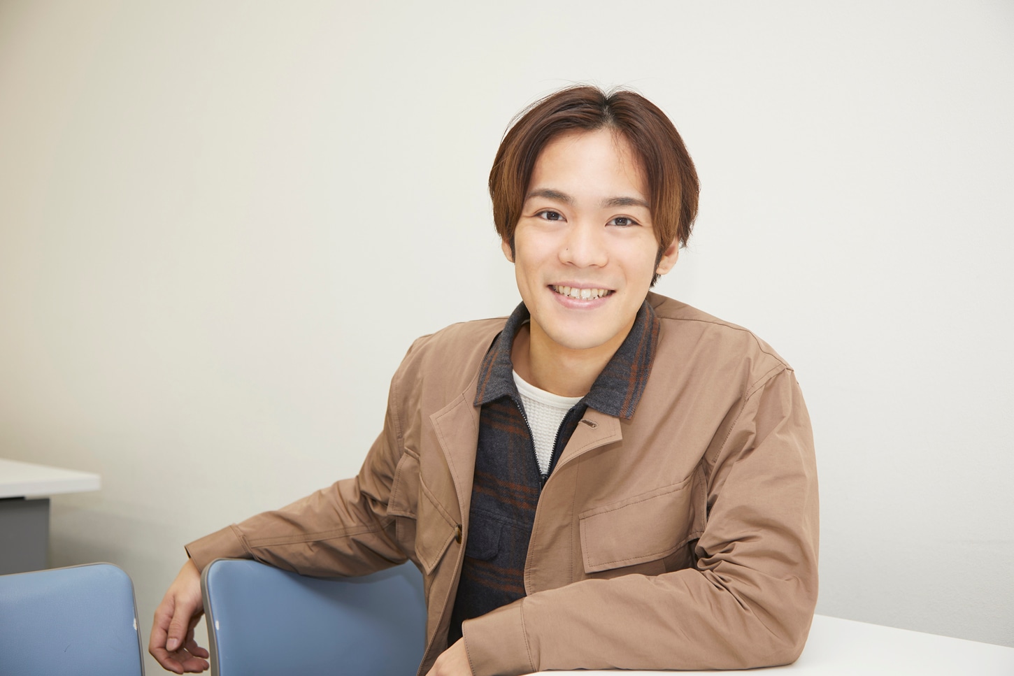 小野賢章