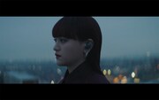 iri「Sparkle」ミュージックビデオのワンシーン。