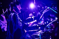 小籔千豊（Dr）