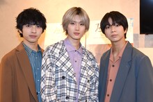 左から吉田仁人、山中柔太朗、塩崎太智。