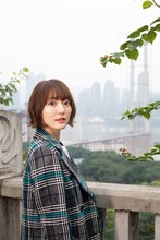 花澤香菜「How to go?」掲載カット