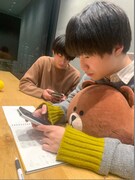 手前から田中雅功、高田彪我。