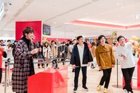 スペースシャワーTV「V.I.P. ―ゆず― 令和のゆずの休日」の場面カット。（撮影：曽我美芽）