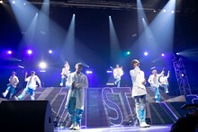 「FANTASTICS from EXILE TRIBE 1st写真集 FANTASTIC NINE」より。