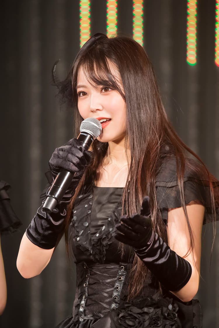 白 間 美 瑠