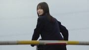 ブルボン「フェットチーネグミグレープソーダ味」テレビCM「迷ったら、ハズむほう。」編より。