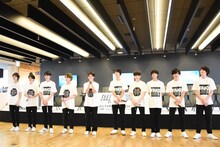 EBiDAN若手メンバーで構成されたFAKE MOTION応援団。