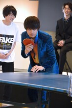 田添健汰選手に挑む佐野勇斗。