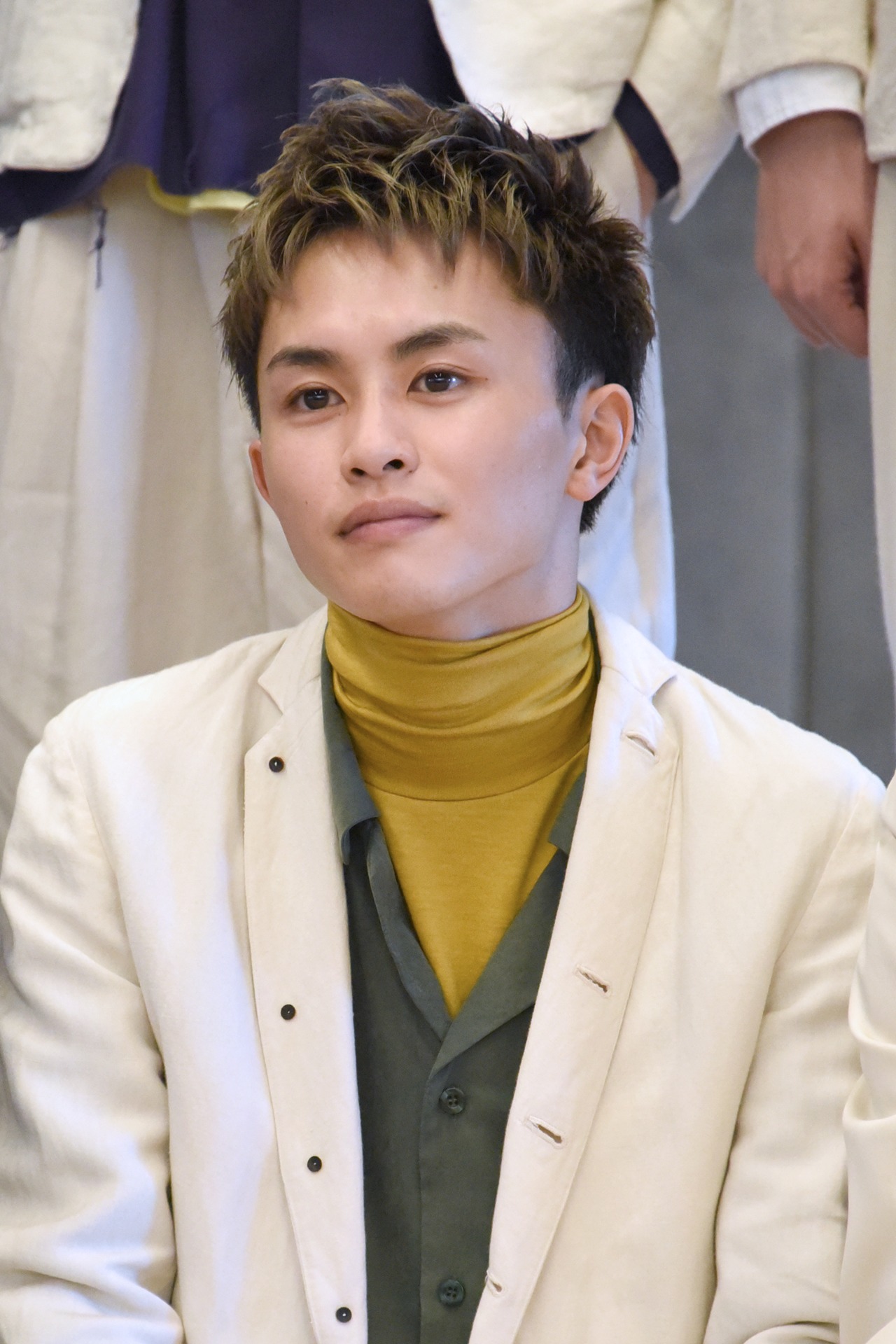 草川拓弥