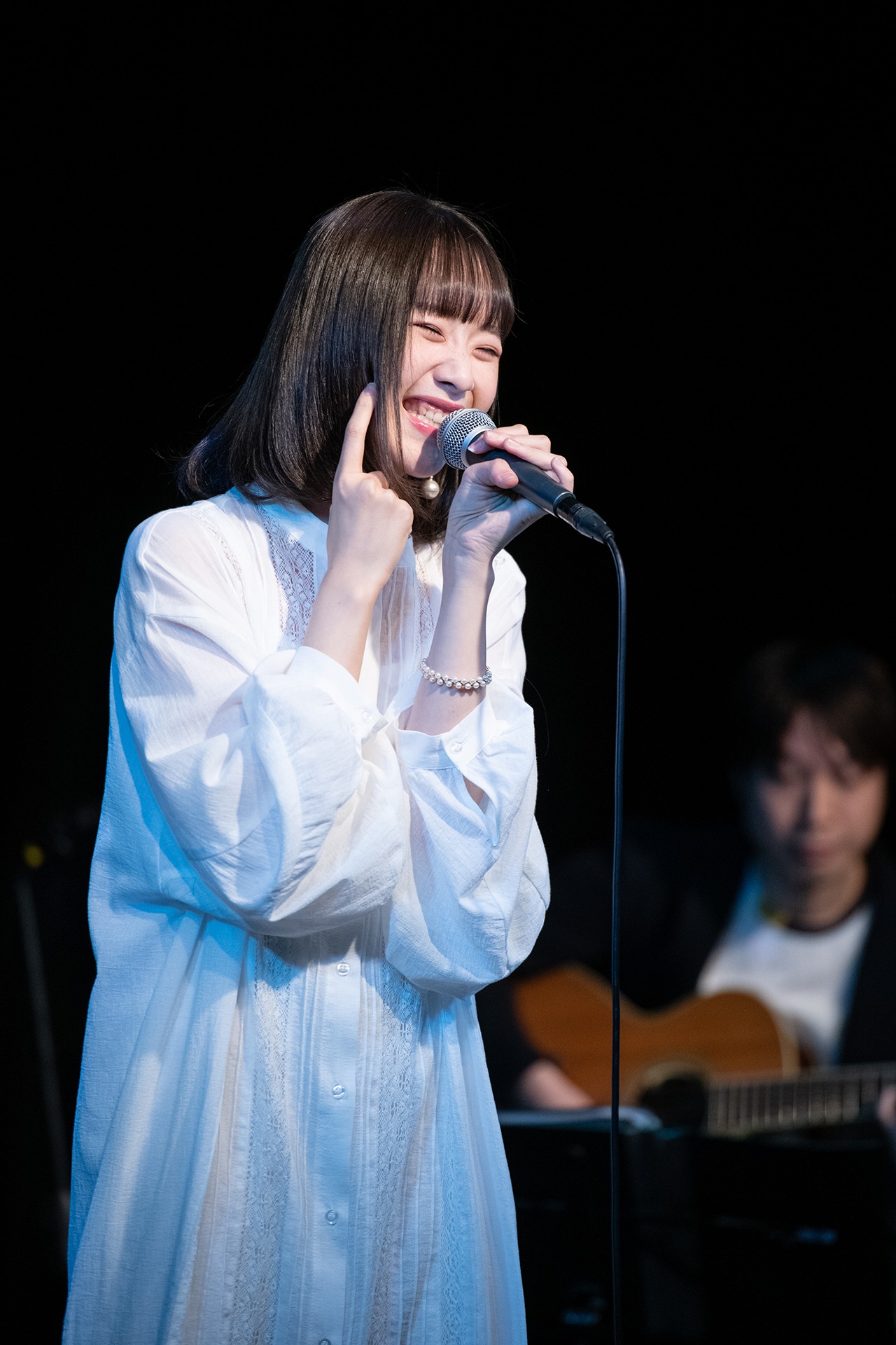 南端まいな