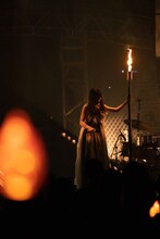 Aimer「Aimer Hall Tour 19/20 "rouge de bleu"」東京国際フォーラム ホールA公演の様子。