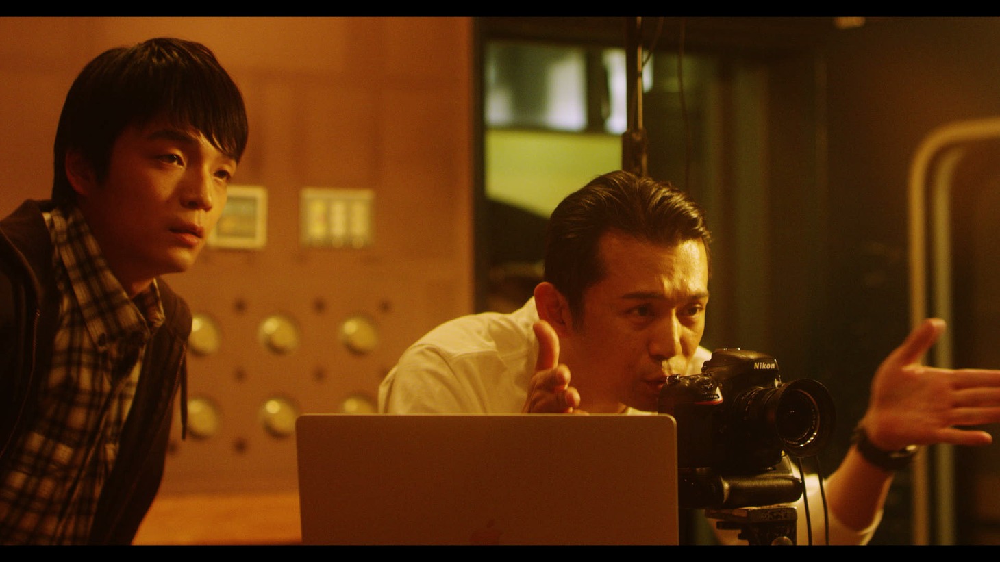映画「王様になれ」のワンシーン。
