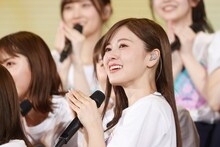 「8th YEAR BIRTHDAY LIVE」での白石麻衣（乃木坂46）。