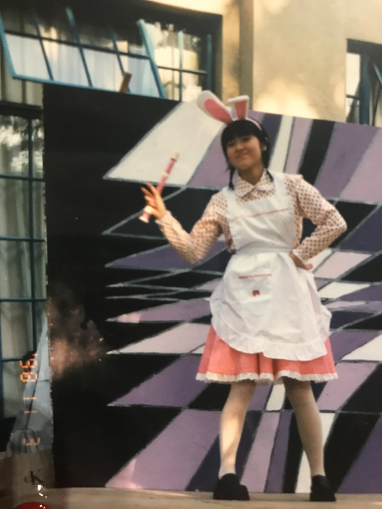 中学時代。前衛ユニット「ポポリポ星人」を結成し、血迷ったパフォーマンスを行なっていた。