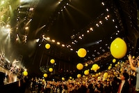 「黒木渚 ONEMAN LIVE 2020『檸檬の棘』」東京・EX THEATER ROPPONGI公演の様子。