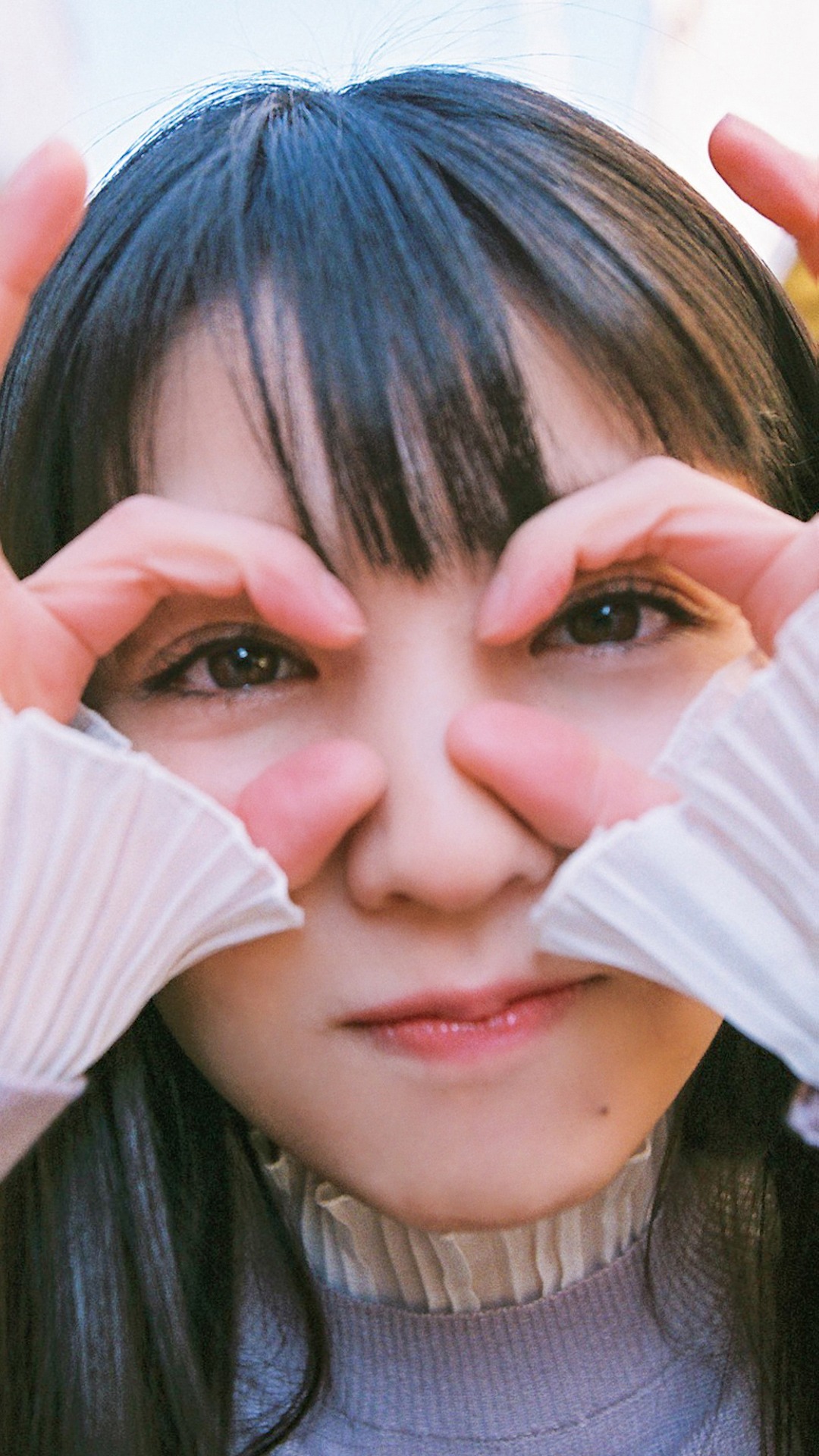 「いいスマホは、OCN モバイル ONE。」Webムービーより。