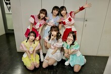 クマリデパート。手前右が七瀬マナ、手前左が山乃メイ。