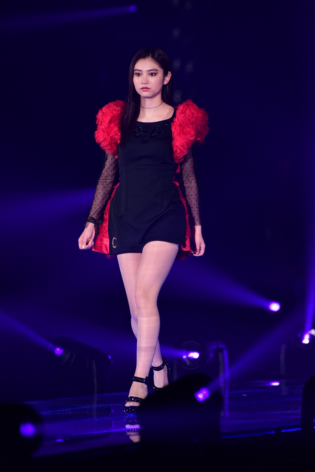 岡本莉音