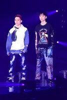 Novel Core（左）と岸本ルーク（右）。